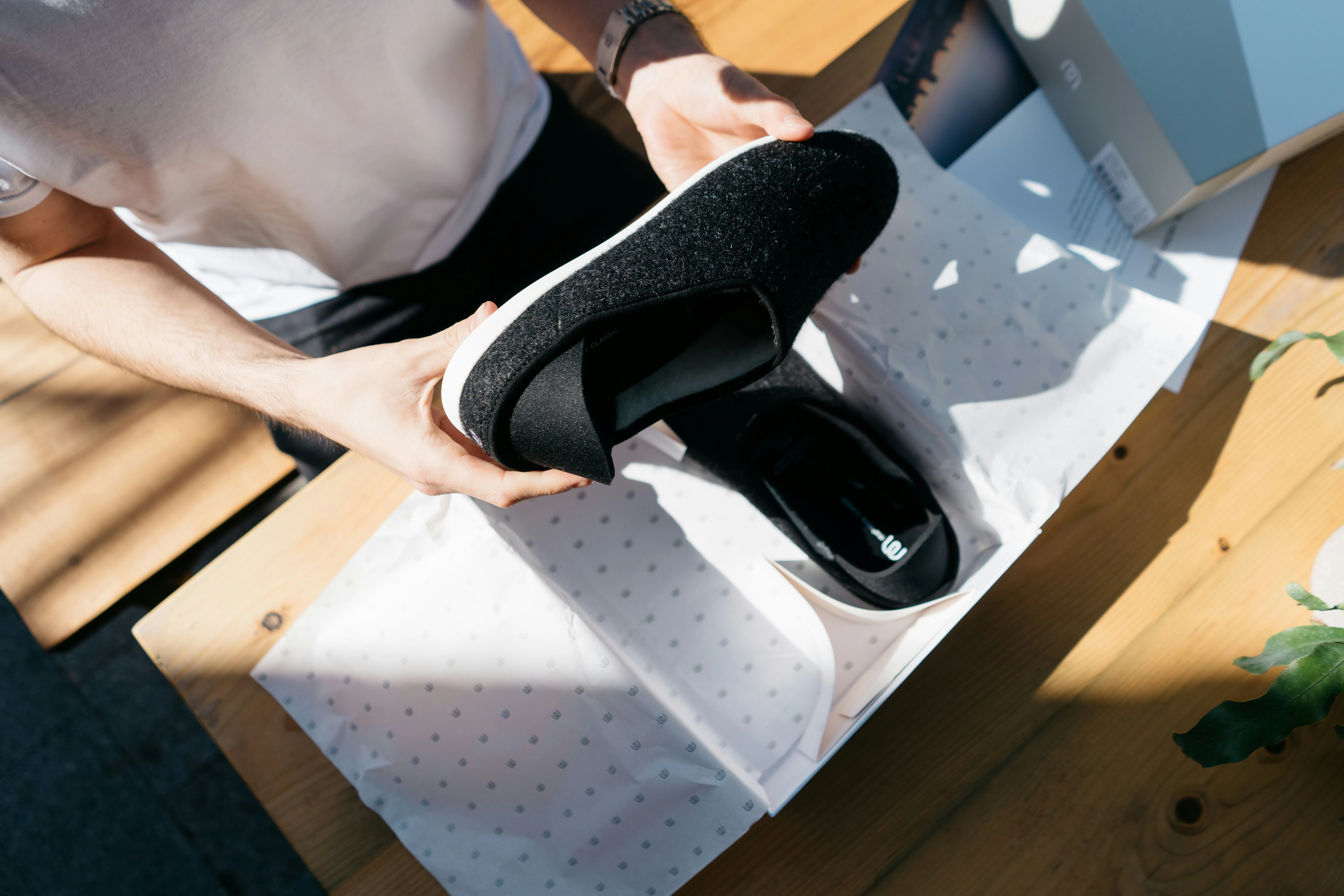 Chaussures de rééducation sur mesure du Foot Care Center by Spronken Orthopedie.